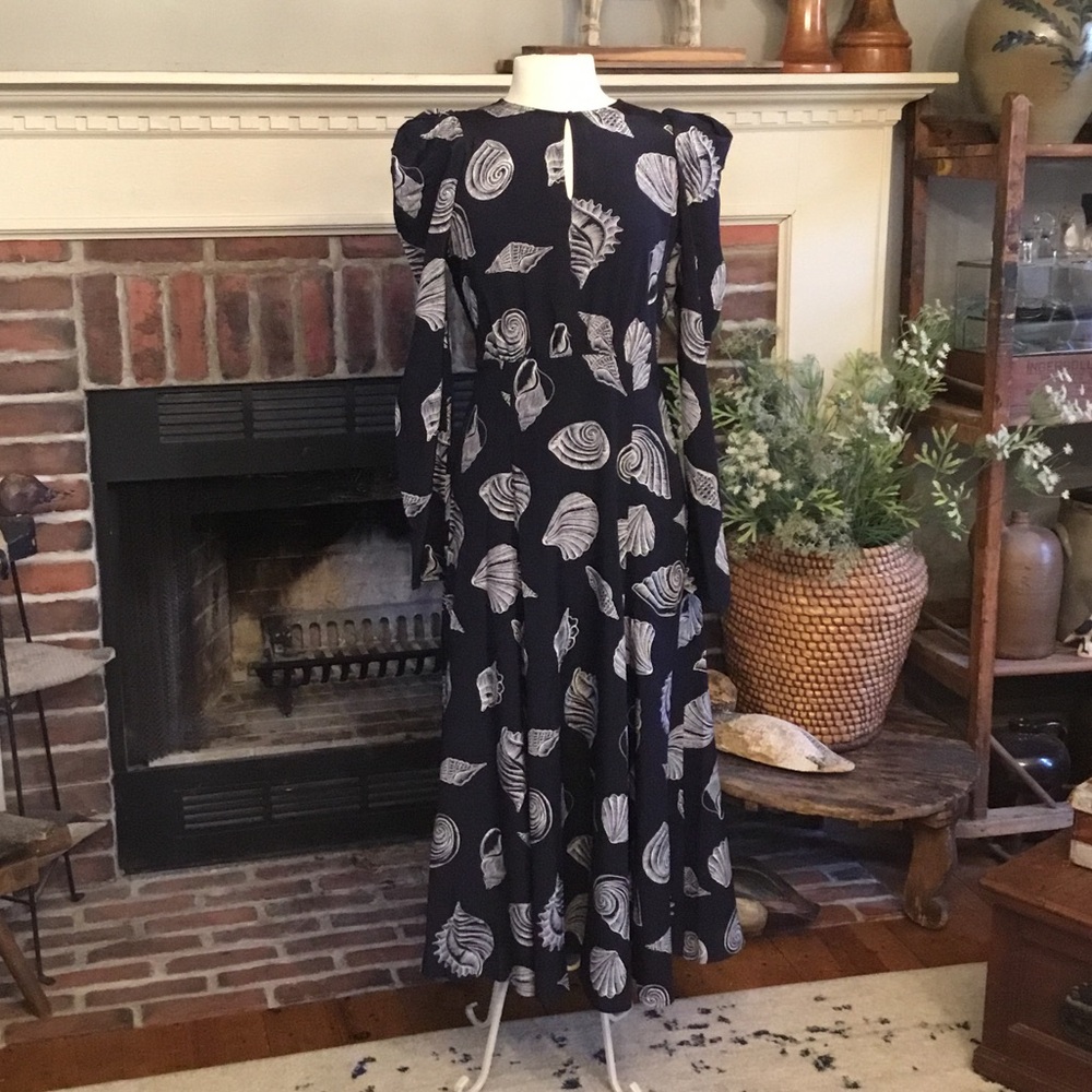 NWT Vineyard Vines 100% Silk Shell Dress